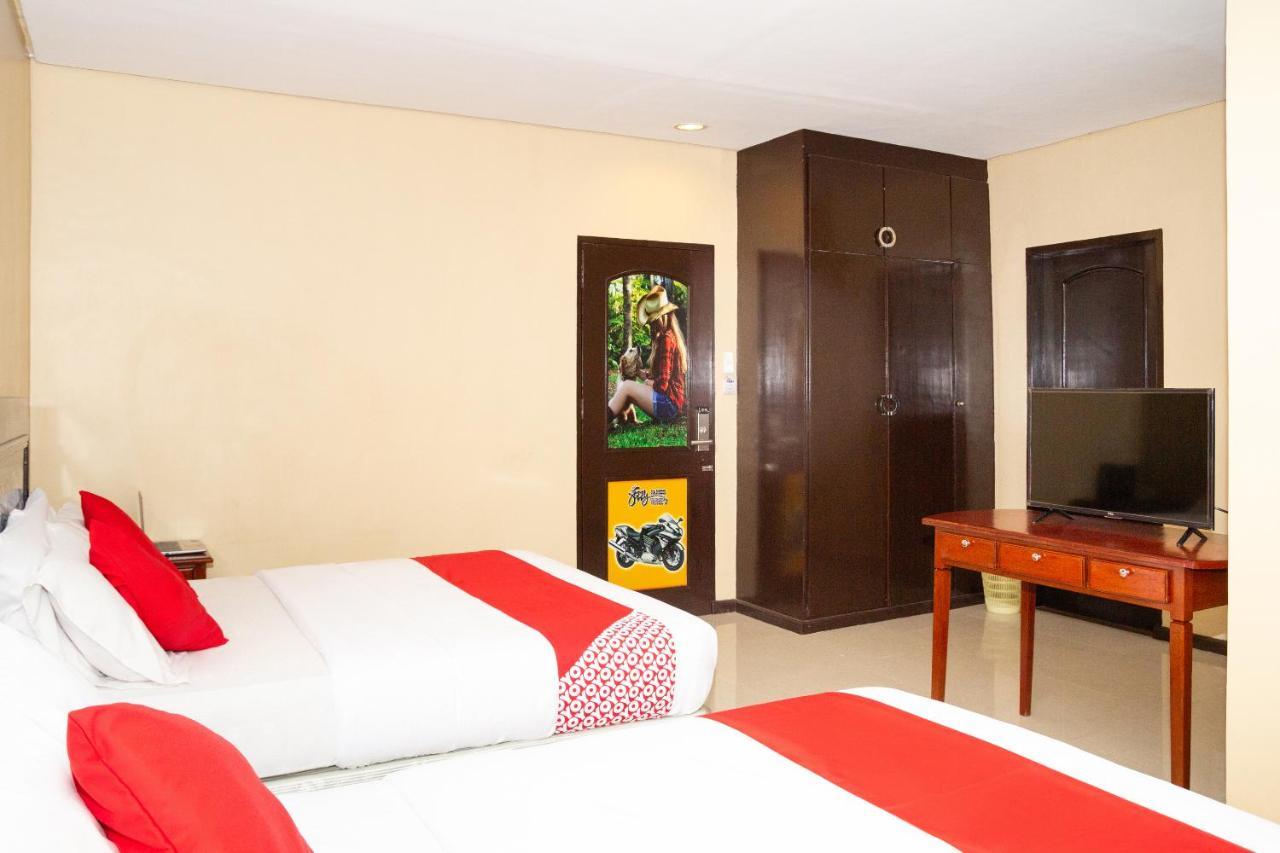 Oyo 133 Jazzy James Country Hotel 2 Davao City Екстериор снимка