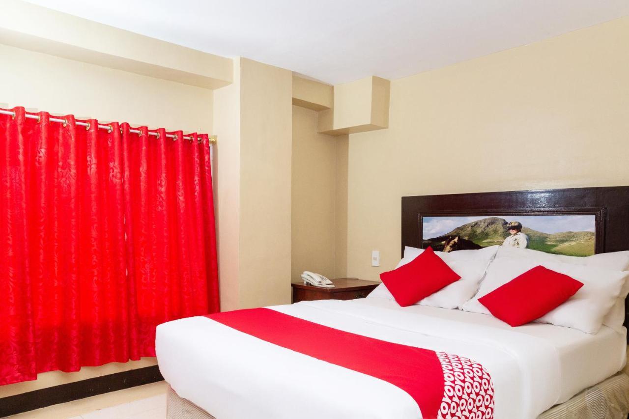 Oyo 133 Jazzy James Country Hotel 2 Davao City Екстериор снимка